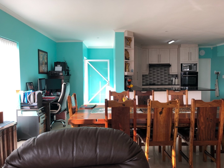 3 Bedroom Property for Sale in De Kelders Western Cape